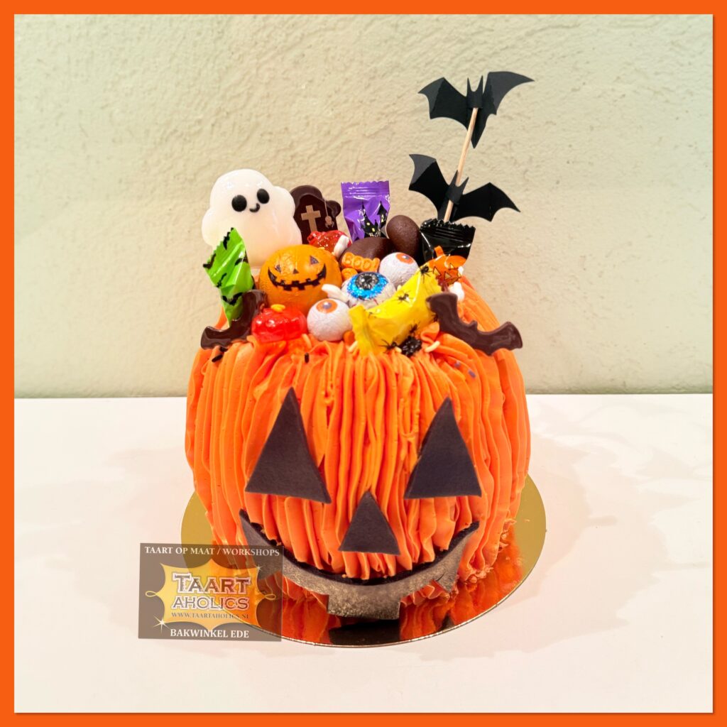 Workshop 3D Pumpkin Surprise Cake bij Taartaholics